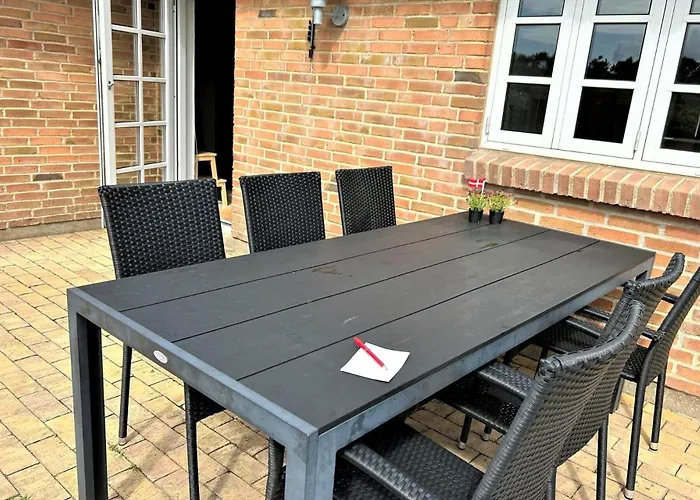 20708-ulfborg-sortebaervej-6 Дом отдыха *